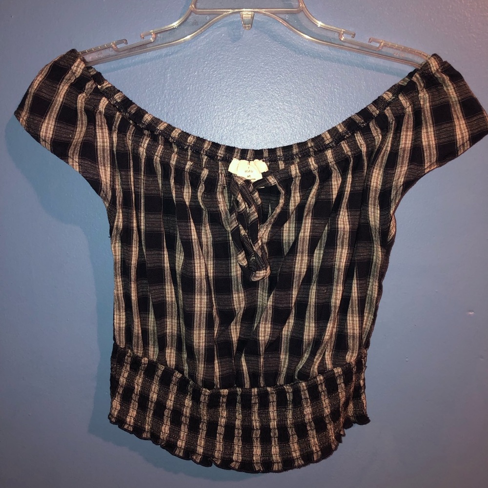 Off the Shoulder Crop Top